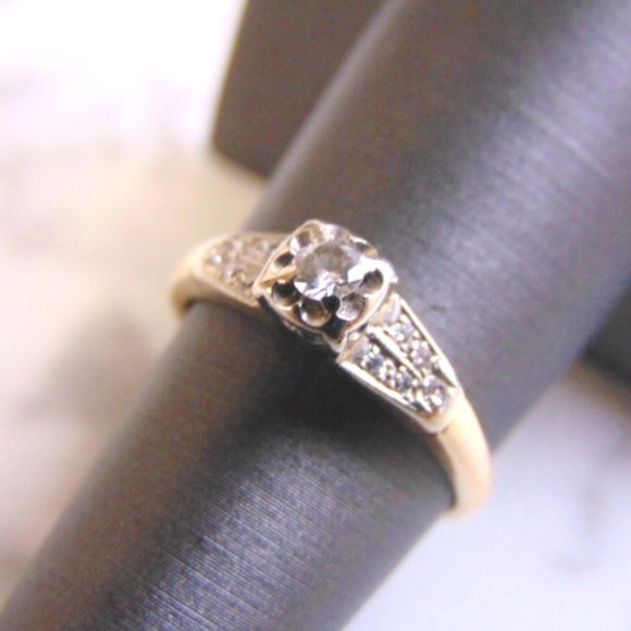 Womens Vintage Estate 14k Yellow Gold Diamond Ring 2.4g #E954